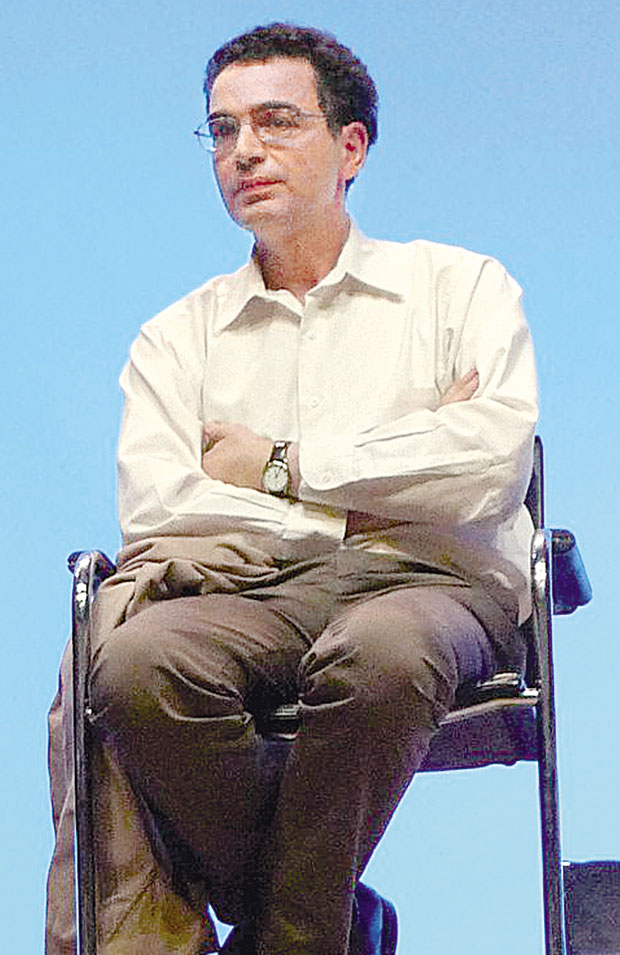 Запад је због Косова испирао мозак јавности: Серж Алими о књизи Како се фабрикује јавно мњење и манипулацији медија